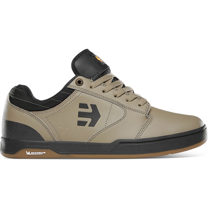 Etnies Camber Crank Shoes Tan/Black