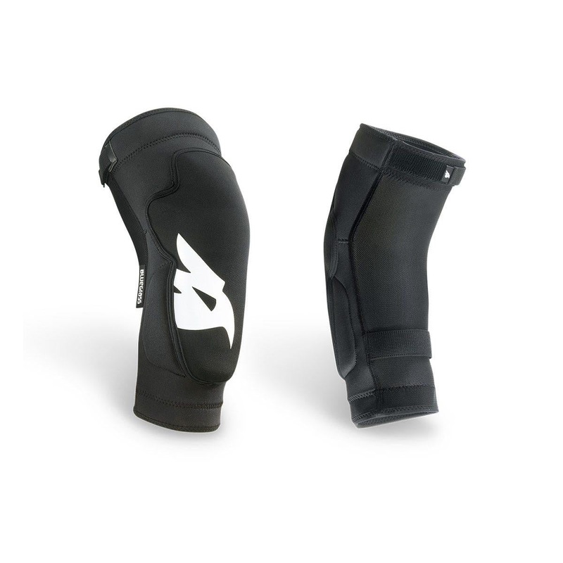 Bluegrass Solid Knee Pads Black