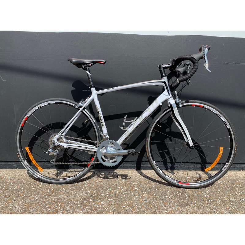 2HB Avanti Giro 3.0 White MD/LG