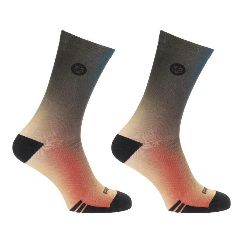 Agu Gradient Socks - Blue orange