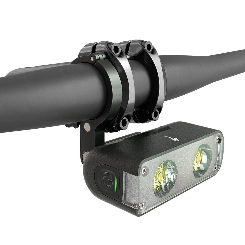 Specialized Flux 850 light - Front