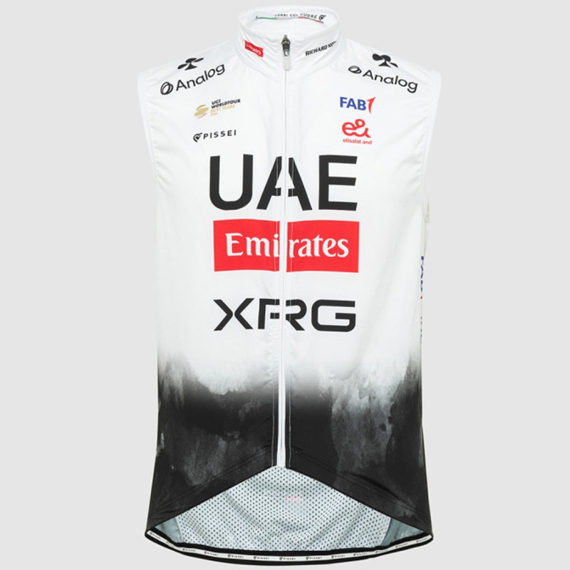 Pissei UAE Team Emirates 2025 vest