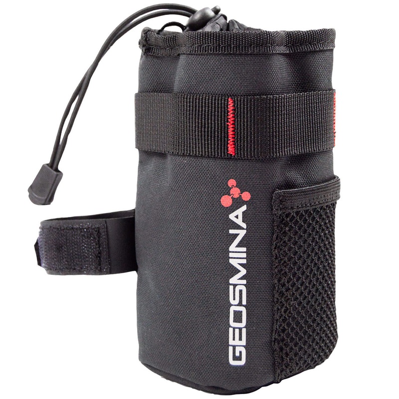 Geosmina Stem Pouch bag - Black