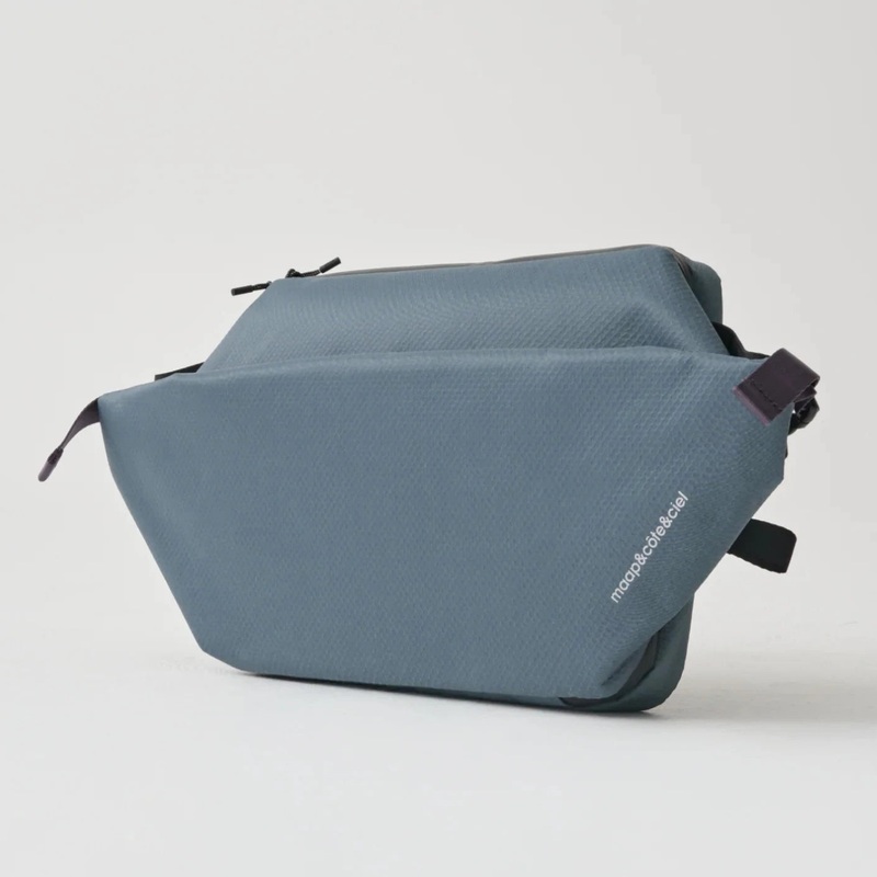 Maap x cte&ciel Isarau Messenger Bag - Blue