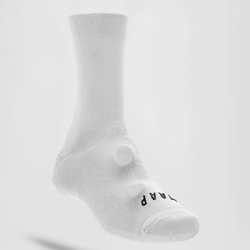 Maap Knitted sock shoe covers - White