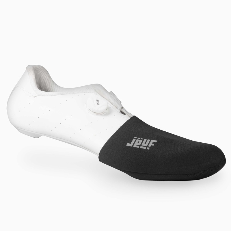 Juf Train toe cover - Black